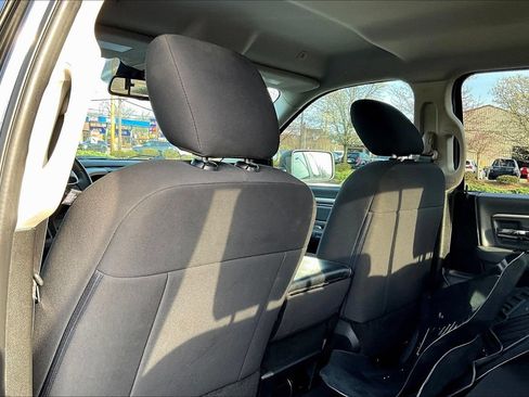 Used 2019 RAM 1500 Warlock w/ Electronics Group RWD image 18