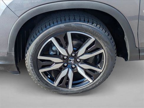 Used 2019 Honda Pilot Touring image 22