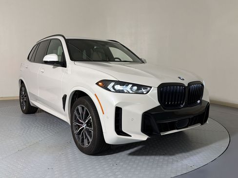 Used 2026 BMW X5 xDrive40i w/ Executive Package AWD/4WD image 7