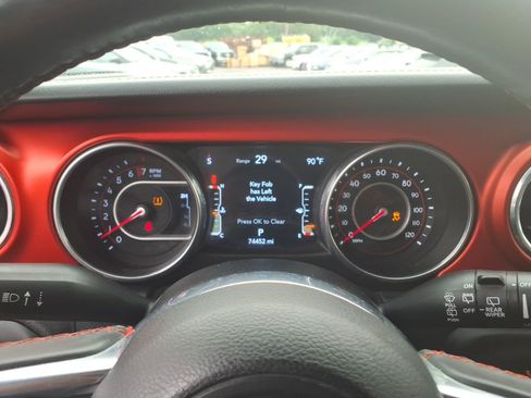 Used 2018 Jeep Wrangler Unlimited Rubicon AWD/4WD image 30