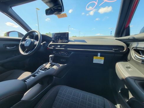 New 2026 Honda HR-V Sport image 8