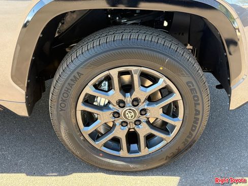 New 2026 Toyota Tundra Platinum AWD/4WD image 13