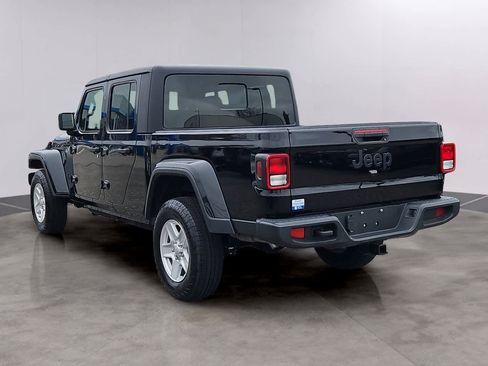 Used 2023 Jeep Gladiator Sport AWD/4WD image 6