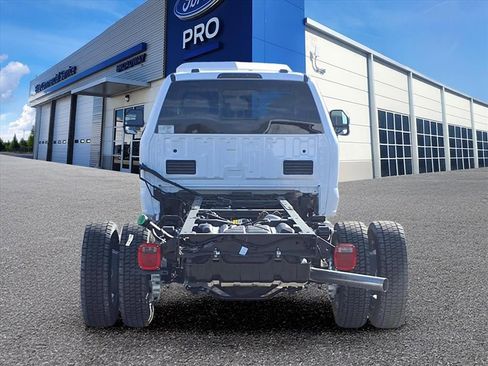 New 2026 Ford F550 4x4 Supercab Super Duty image 22