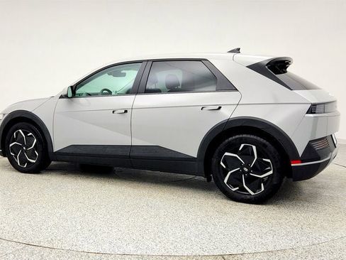 Used 2024 Hyundai Ioniq 5 SEL image 7