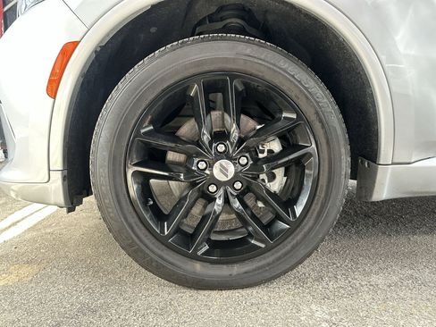 Used 2023 Dodge Durango GT image 19