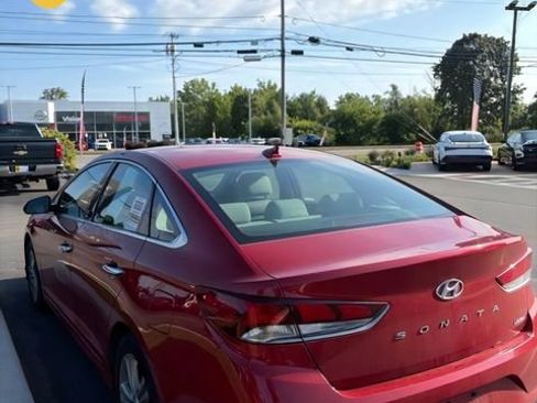 Used 2018 Hyundai Sonata Limited FWD image 11