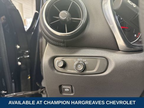 Used 2021 Chevrolet Blazer LT FWD image 23