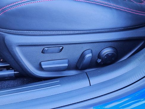 Used 2025 Genesis G70 3.3T Advanced w/ Sport Prestige Package image 33