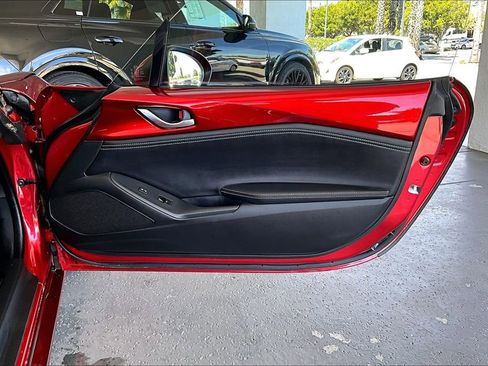 Used 2025 MAZDA MX-5 Miata Grand Touring image 25