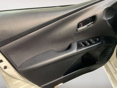 Used 2018 Toyota Prius Two image 18