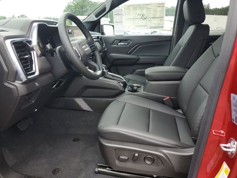 New 2025 GMC Canyon Elevation w/ Convenience Package image 19