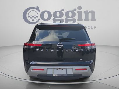 Used 2025 Nissan Pathfinder SL