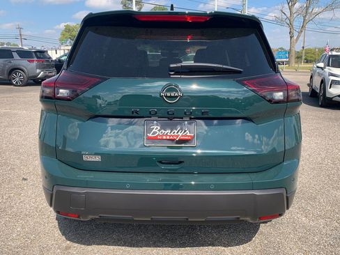 New 2026 Nissan Rogue SV image 5