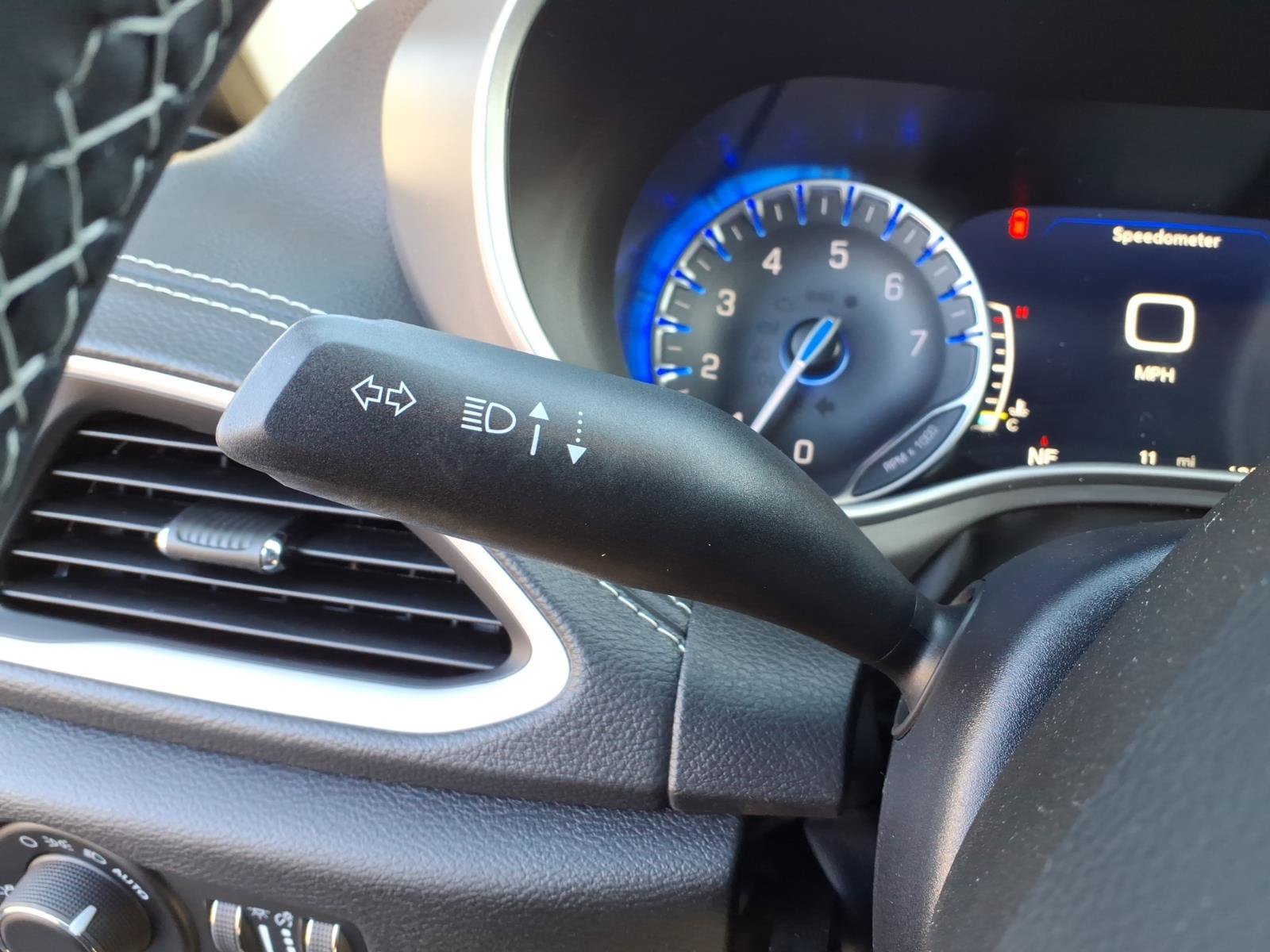 New 2027 Chrysler Pacifica Select AWD/4WD image 22