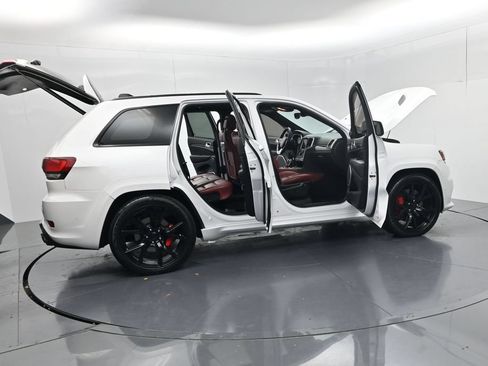 Used 2018 Jeep Grand Cherokee Trackhawk AWD/4WD image 74