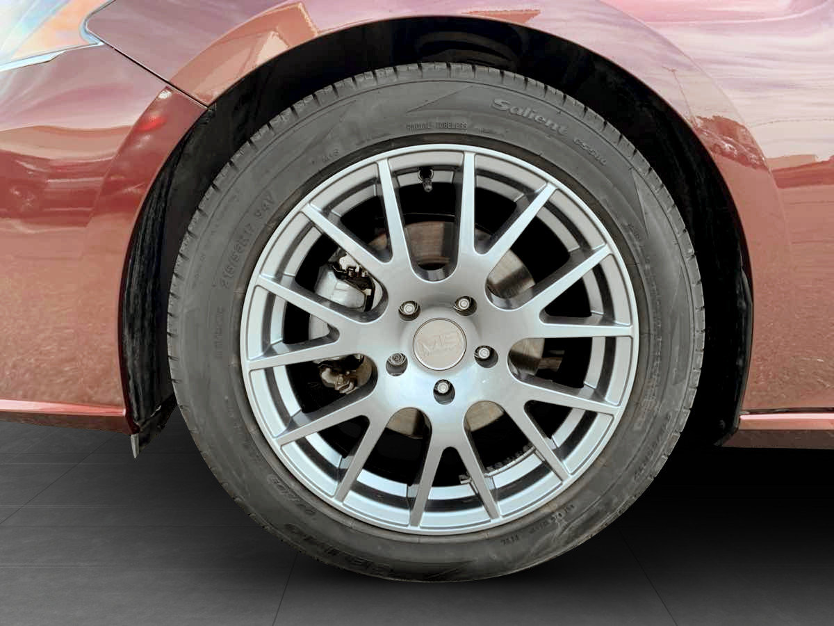 Used 2025 Nissan Altima 2.5 SV FWD image 10