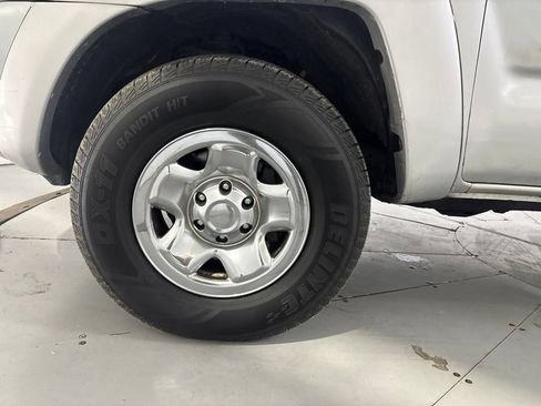 Used 2009 Toyota Tacoma 4x4 Access Cab V6 image 12