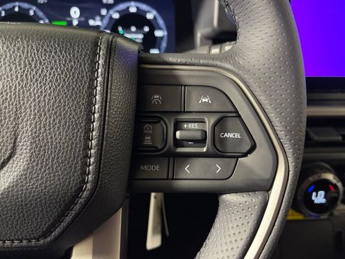 New 2026 Toyota 4Runner Limited AWD/4WD image 27
