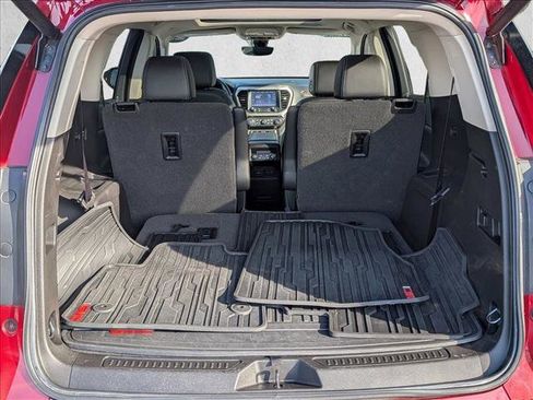 Used 2020 GMC Acadia Denali AWD/4WD image 6