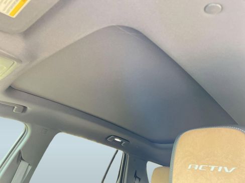 New 2026 Chevrolet Equinox ACTIV w/ Convenience Package III FWD image 16