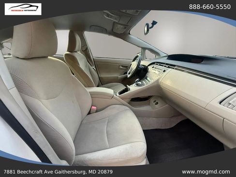 Used 2011 Toyota Prius Two FWD image 8