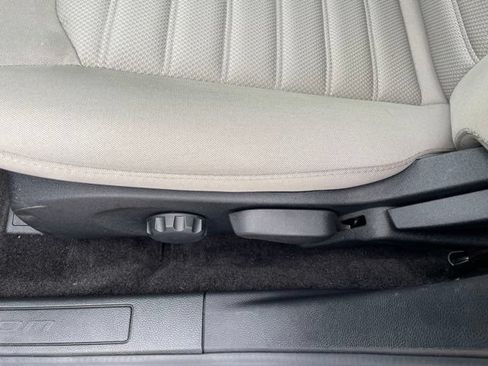 Used 2018 Ford Fusion S FWD image 22