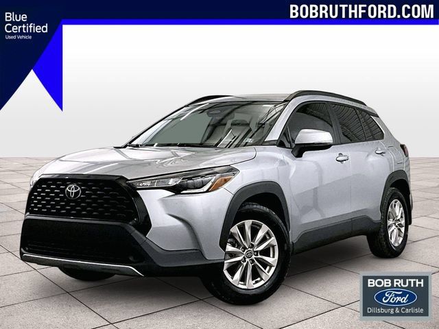 Used 2023 Toyota Corolla Cross LE AWD/4WD image 1