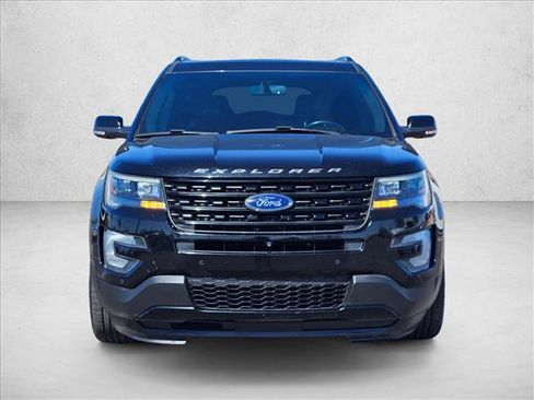 Used 2016 Ford Explorer Sport w/ Equipment Group 401A AWD/4WD image 2