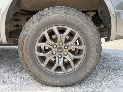 Used 2019 Ford F150 XLT w/ Equipment Group 302A Luxury AWD/4WD image 7