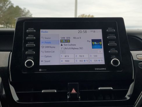 Used 2024 Toyota Camry SE image 23