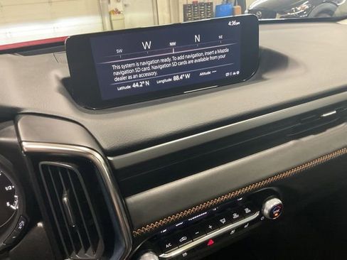 Used 2025 MAZDA CX-50 AWD 2.5 S w/ Premium Plus Pkg image 15