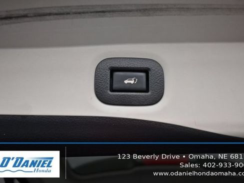 Used 2015 Nissan Rogue SL AWD/4WD image 37