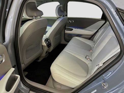 Used 2023 Hyundai Ioniq 6 Limited image 30