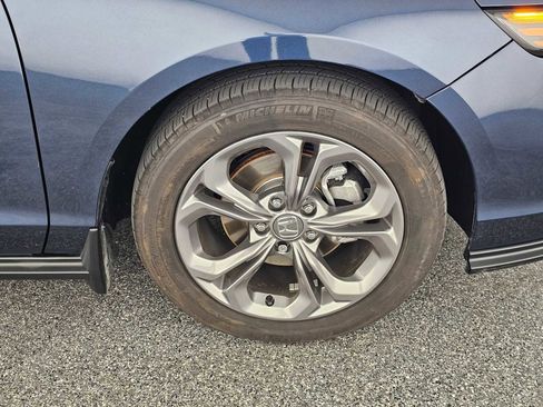 Used 2024 Honda Accord EX image 9