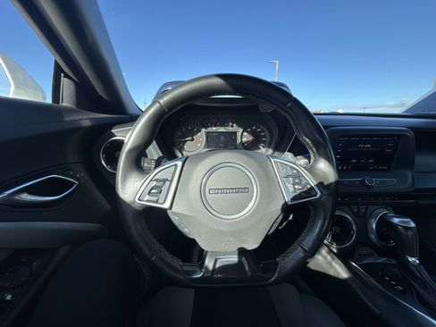 Certified 2020 Chevrolet Camaro LT image 11