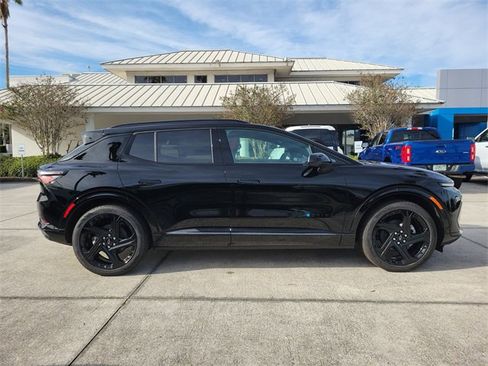 New 2026 Chevrolet Equinox EV RS image 7