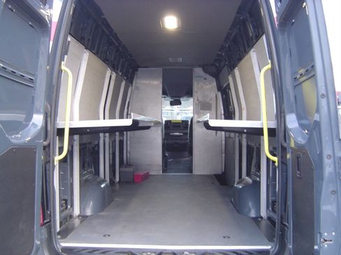 Used 2019 Mercedes-Benz Sprinter 170 image 9