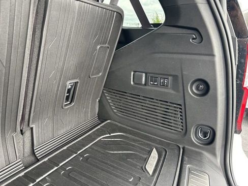 Used 2026 GMC Yukon Denali w/ Denali Reserve Package image 27