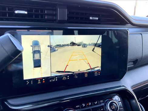 Certified 2025 GMC Sierra 2500 AT4 w/ Technology Package image 28