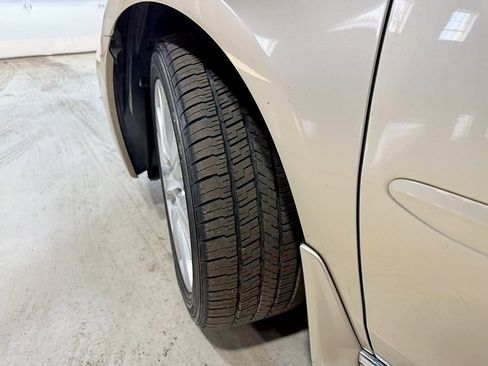 Used 2009 Acura RL w/ Technology Package image 3