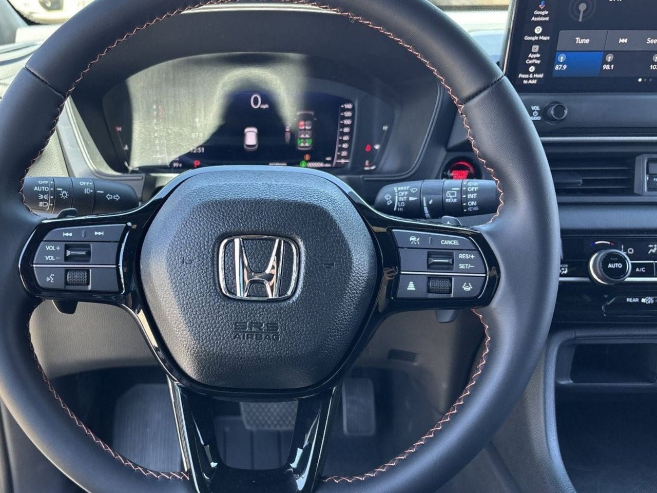 New 2026 Honda Pilot Sport image 21