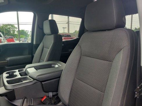 Used 2022 Chevrolet Silverado 1500 LT AWD/4WD image 22