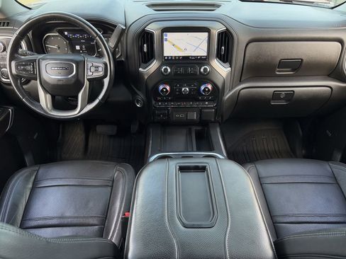 Used 2022 GMC Sierra 3500 Denali w/ Denali Ultimate Package image 13