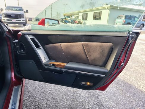 Used 2006 Cadillac XLR V image 11