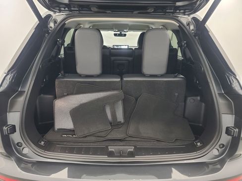 Used 2025 Mitsubishi Outlander SE image 20