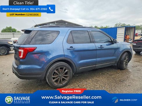 Used 2018 Ford Explorer XLT w/ Equipment Group 202A FWD image 4