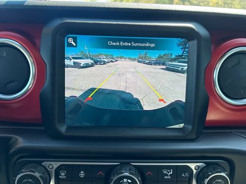 Used 2020 Jeep Gladiator Rubicon AWD/4WD image 20
