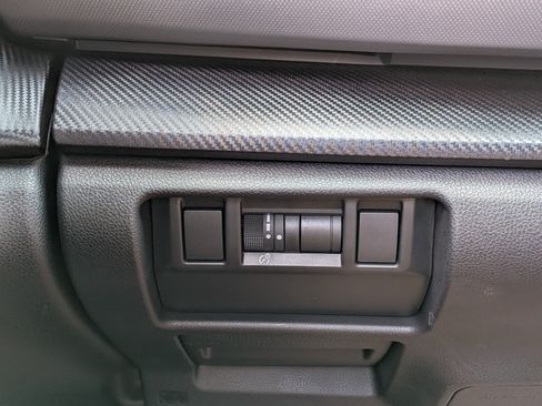 Certified 2025 Subaru Crosstrek 2.5i Limited AWD/4WD image 25