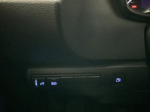 Used 2022 Toyota Corolla LE image 24